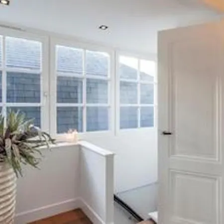 Experience An Exquisite Blend Of 18th Century Amsterdam! 4 Bedroom Duplex Penthouse Lägenhet *